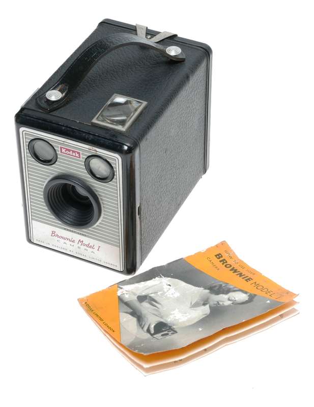 Kodak Brownie Model 1 Box 620 Rollfilm Camera