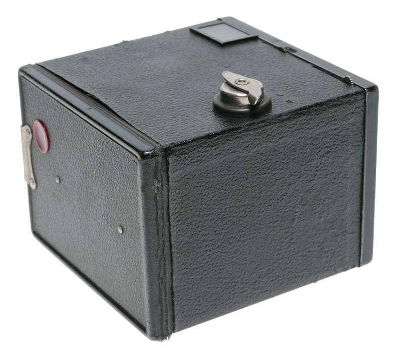 Kodak Six-20 Brownie Junior Box Type 620 Film Camera