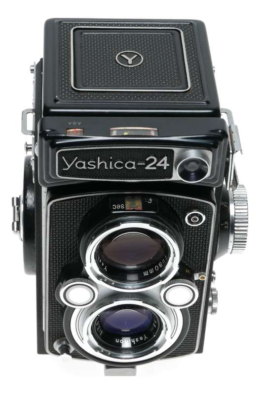 Yashica-24 TLR 220 Roll Film 6x6 Camera Tashinon 3.5/80 Excellent