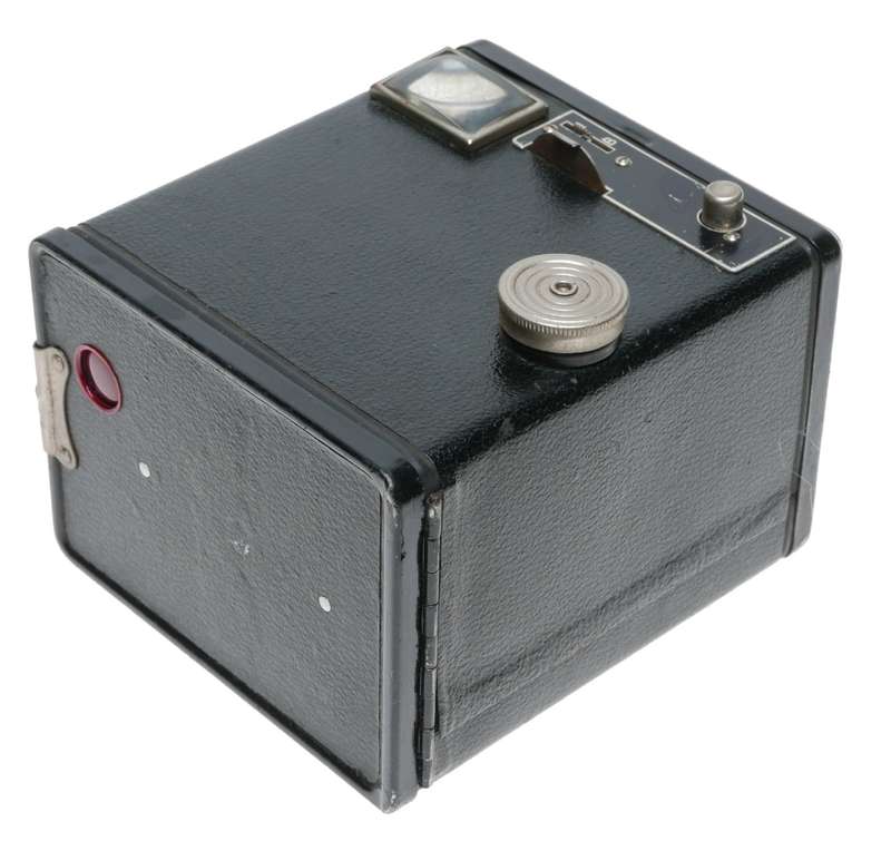 Kodak Six-20 Brownie D 620 Roll Film Box Type Camera Early Series