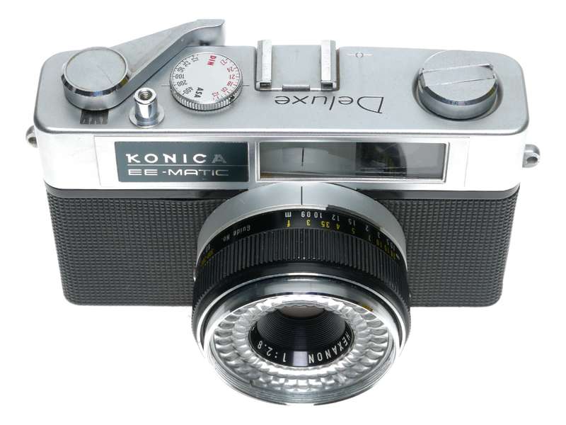 Konica EE Matic Deluxe 35mm Film RF Camera Hexanon 2.8/40
