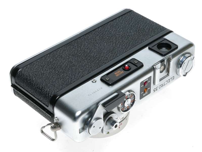 Yashica Electro 35 GSN 35mm Film Rangefinder Camera 1.7/45