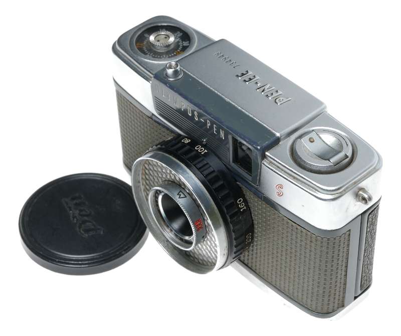 Olympus-Pen EES 35mm Film Half Frame Camera D.Zuiko 2.8/3cm