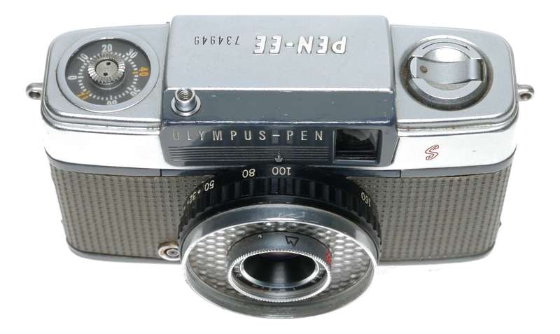 Olympus-Pen EES 35mm Film Half Frame Camera D.Zuiko 2.8/3cm