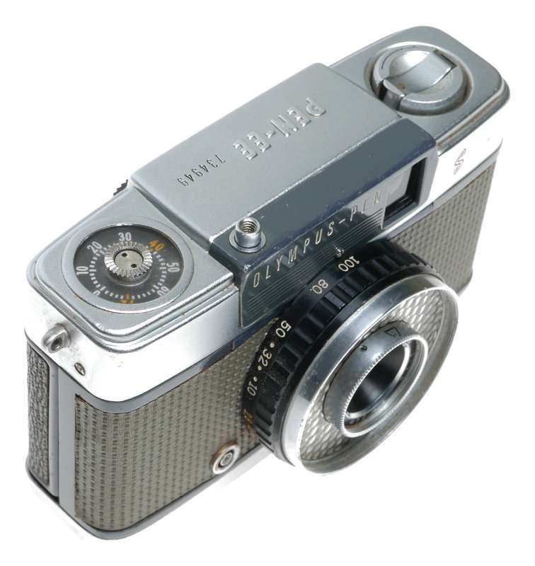 Olympus-Pen EES 35mm Film Half Frame Camera D.Zuiko 2.8/3cm