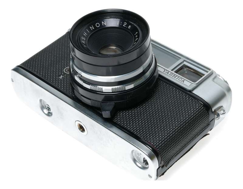 Yashica J 35mm Film Rangefinder Camera Yashinon 2.8/4.5cm