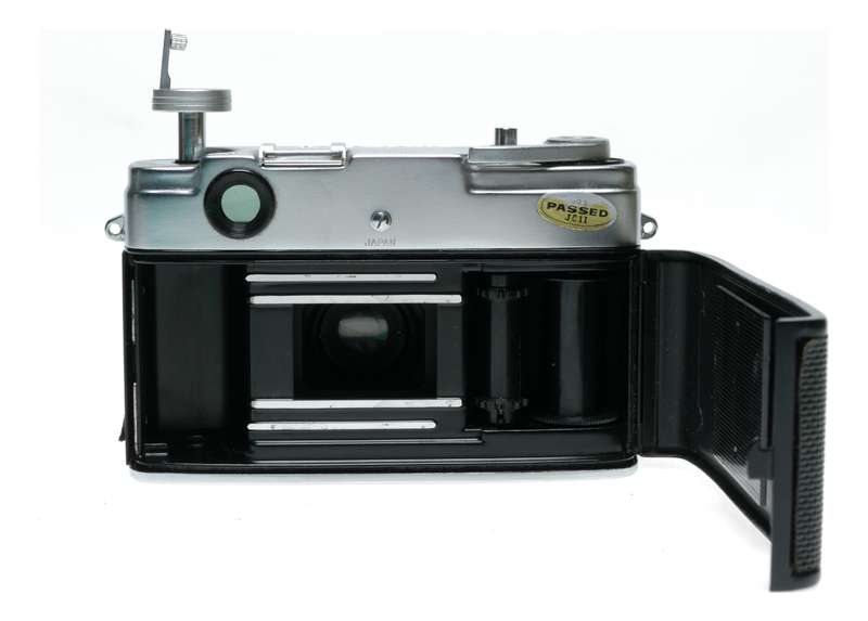 Yashica J 35mm Film Rangefinder Camera Yashinon 2.8/4.5cm