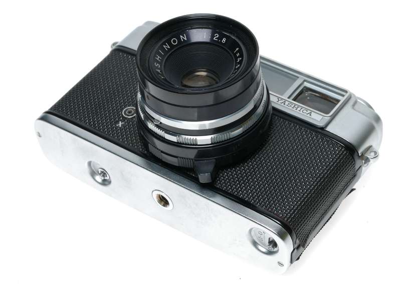 Yashica J 35mm Film Rangefinder Camera Yashinon 2.8/4.5cm