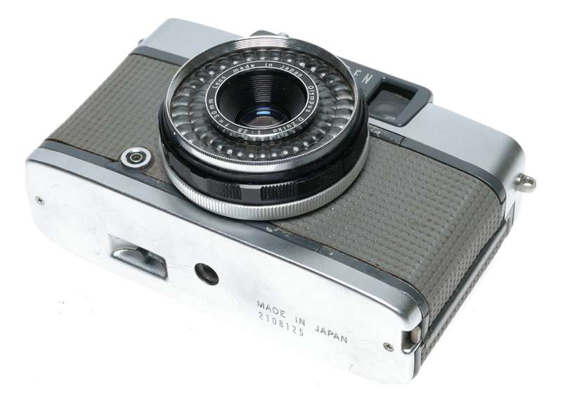 Olympus-Pen EES-2 35mm Film Half Frame Camera D.Zuiko 2.8/30