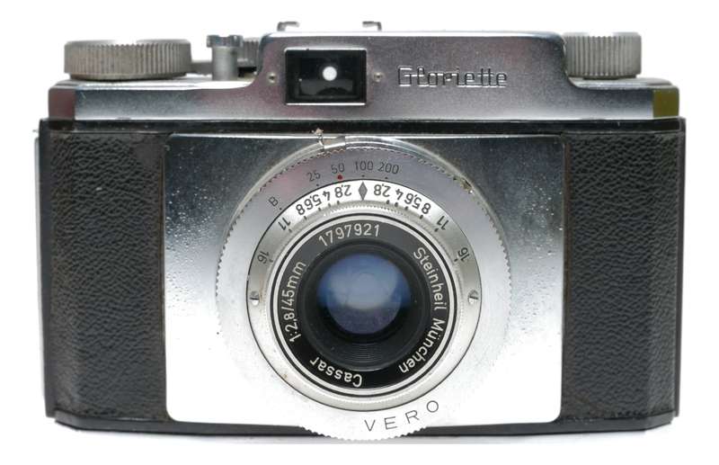 Braun Gloriette 35mm Film Camera Steinheil Cassar 2.8/45