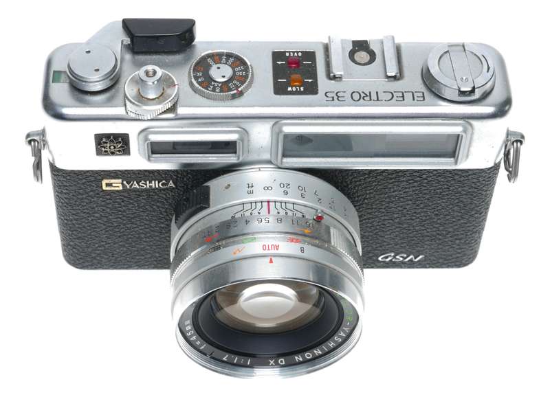 Yashica Electro 35 GSN Camera Color-Yashinon DX 1:1.7 f=45mm