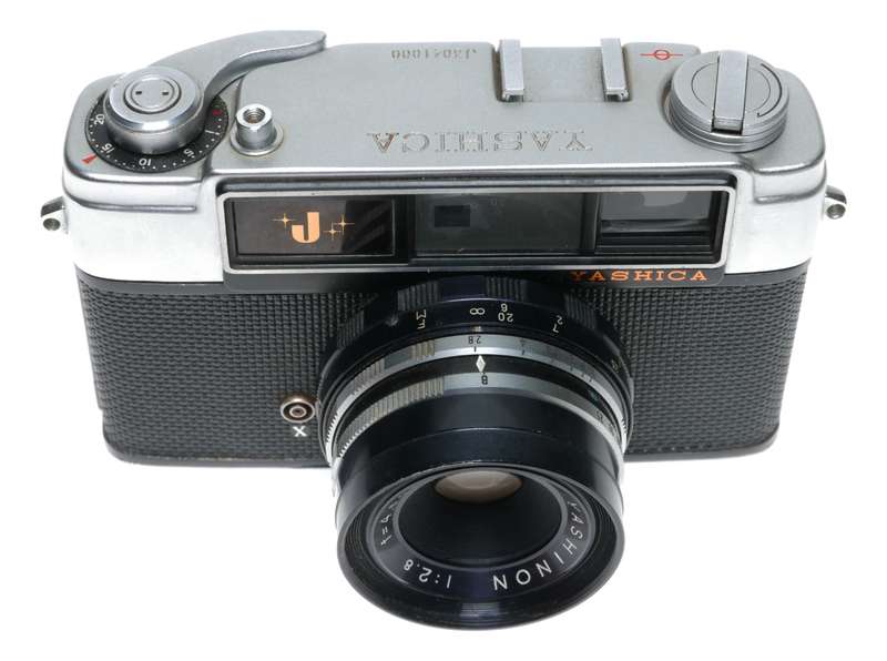 Yashica J 35mm Film Rangefinder Camera Yashinon 1:2.8 f=4.5cm Case