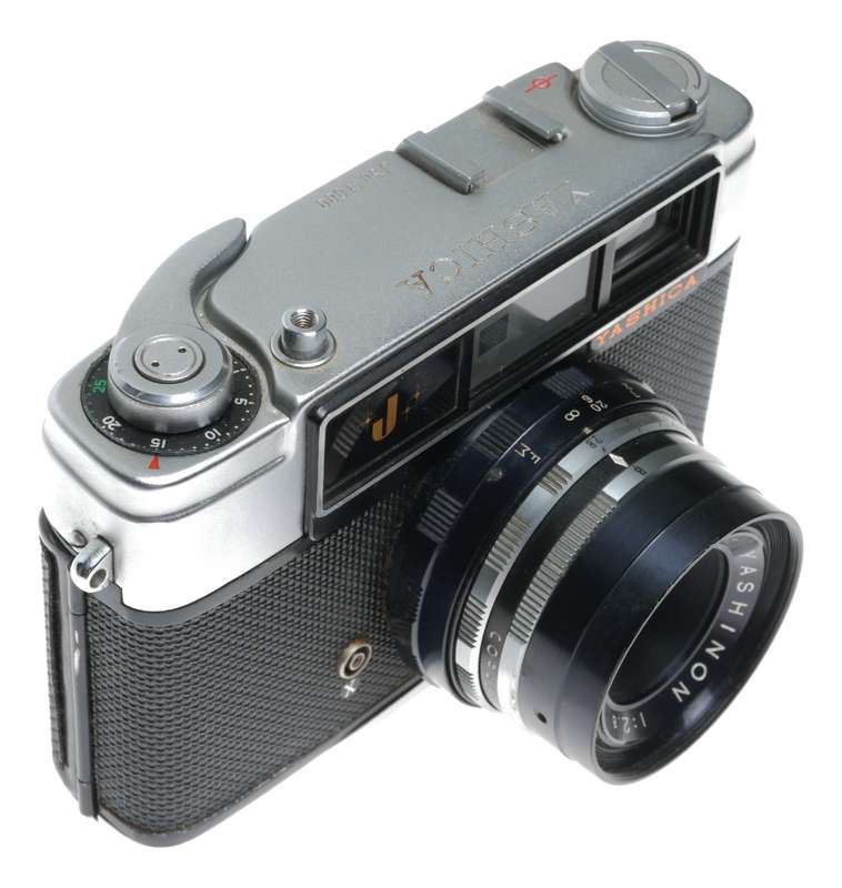 Yashica J 35mm Film Rangefinder Camera Yashinon 1:2.8 f=4.5cm Case