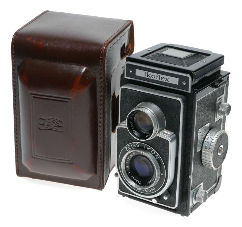 Zeiss Ikoflex IIa 852/16 6x6 TLR Film Camera Tessar 1:3.5 f=75mm