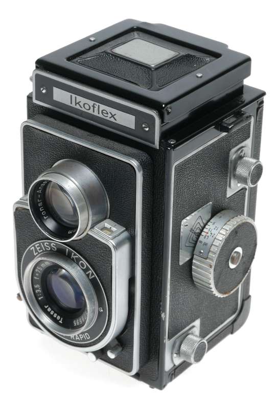 Zeiss Ikoflex IIa 852/16 6x6 TLR Film Camera Tessar 1:3.5 f=75mm