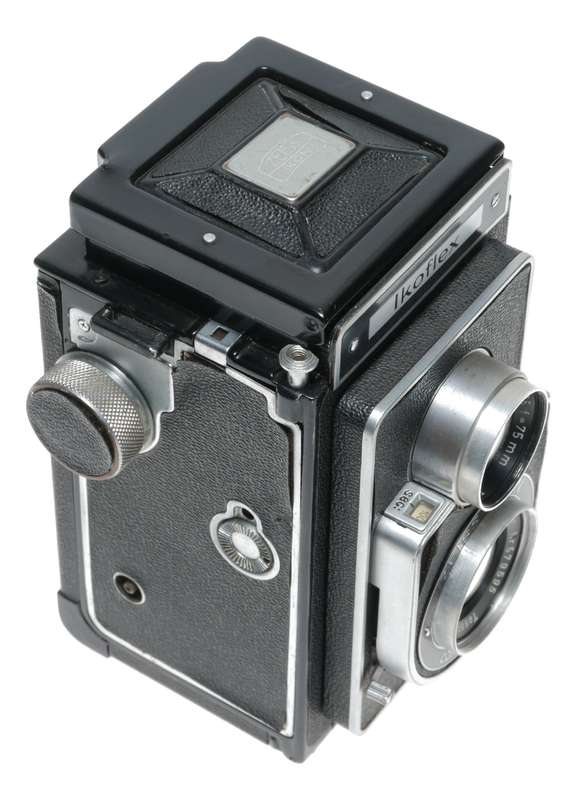 Zeiss Ikoflex IIa 852/16 6x6 TLR Film Camera Tessar 1:3.5 f=75mm