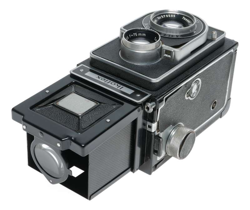 Zeiss Ikoflex IIa 852/16 6x6 TLR Film Camera Tessar 1:3.5 f=75mm