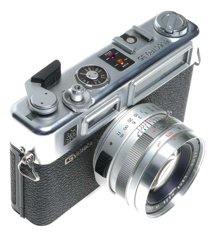 Yashica GSN Electro 35 Film RF Camera Color-Yashinon DX 1:1.7 f=45mm