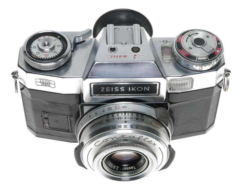 Zeiss Ikon Super BC 35mm Film SLR CameraTessar 2.8/50 Filters Case