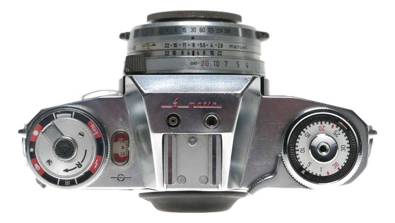 Zeiss Ikon Super BC 35mm Film SLR CameraTessar 2.8/50 Filters Case