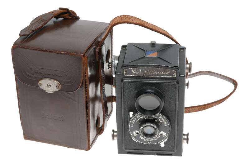 Voigtlander Brillant Sheet Metal TLR 120 Film Camera Voigtar 1:7.7 F=7.5cm