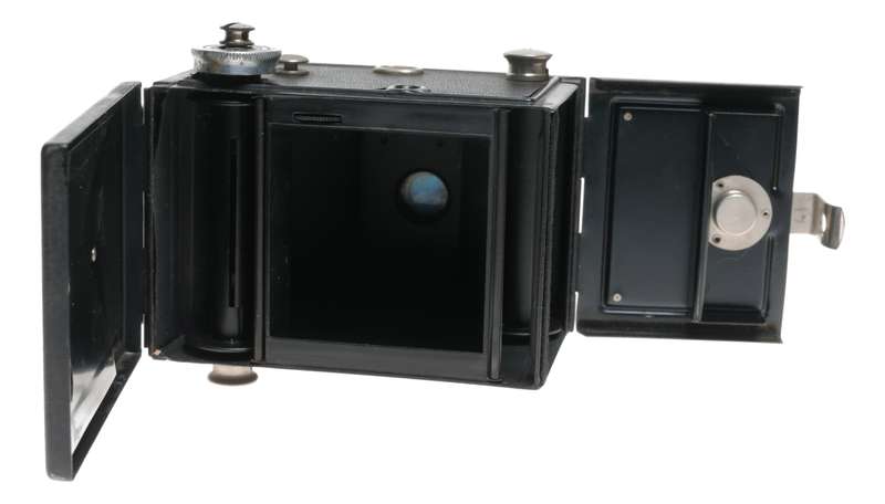 Voigtlander Brillant Sheet Metal TLR 120 Film Camera Voigtar 1:7.7 F=7.5cm