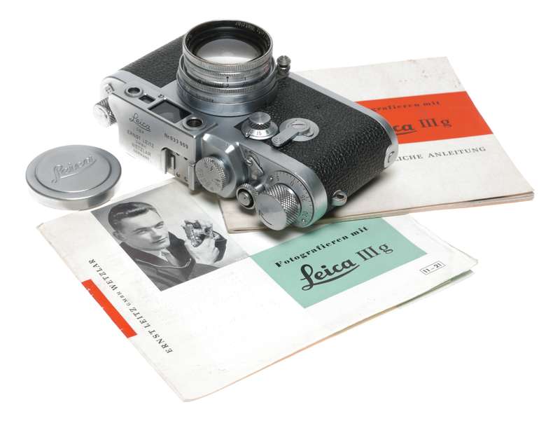 Leica IIIG 35mm film camera 3G rangefinder Leitz Summitar 1:2/50mm