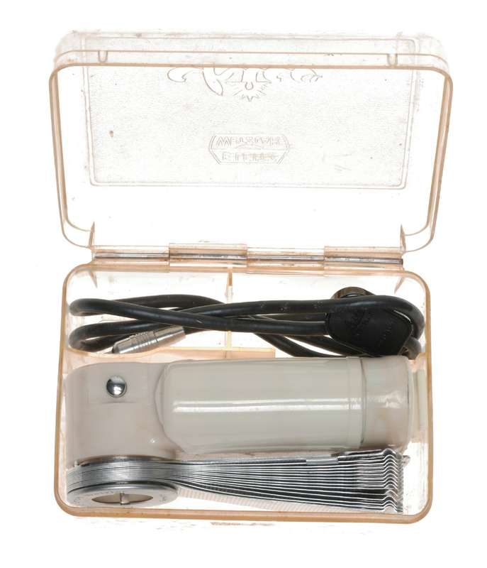 Leica DEOOC Chico flash Gun 35mm rangefinder camera
