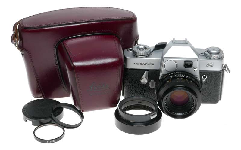 Leicaflex 1st version 35mm SLR film camera Summicron-R lens kit