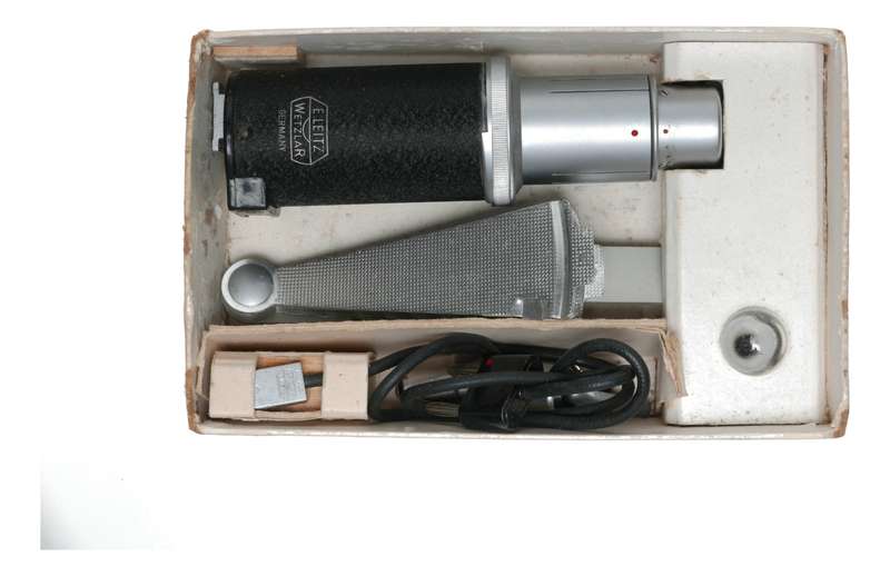 CEYAL Leitz vintage 35mm camera flash 15506 M boxed used