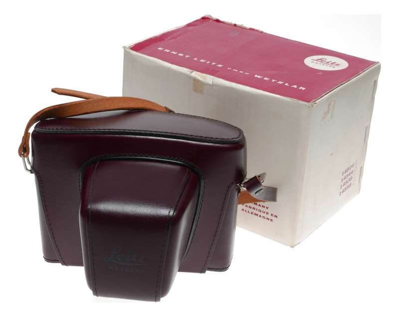 14504 Leitz burgundy Leather ever ready SL camera case MINT