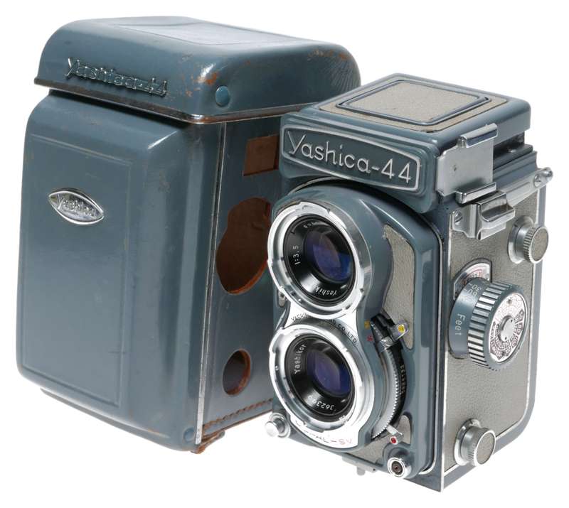Yashica-44 Baby 4x4 TLR Roll film Camera Yashikor 3.5/60mm Lens