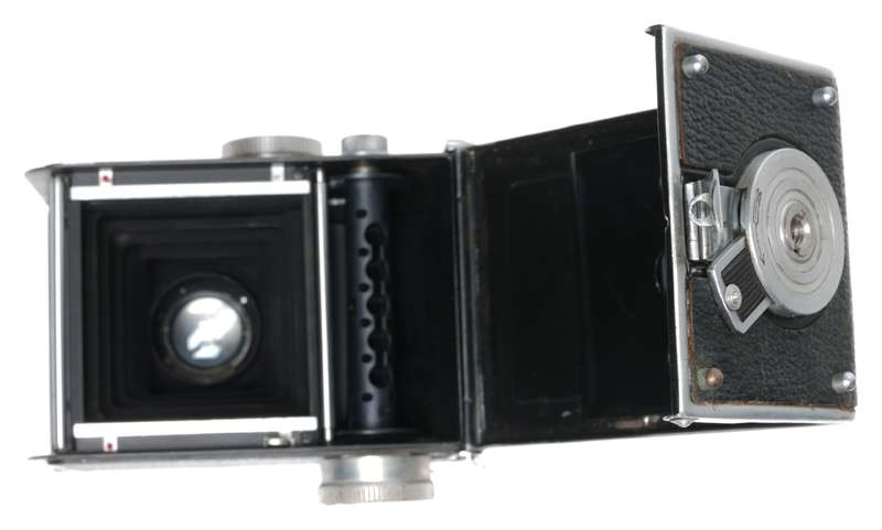 Rolleicord Va Type II TLR Film Camera Schneider Xenar 1:3.5/75