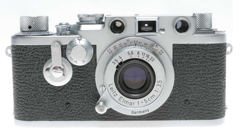 Leica IIIf camera Red Scale Elmar 3.5/50mm self timer boxed