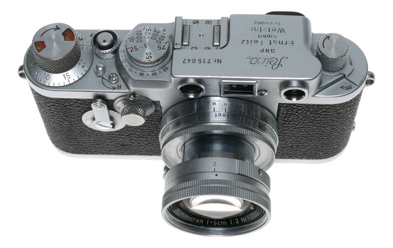 IIIF self timer Leica Camera Red dial Summicron 2/50 mm lens case manual