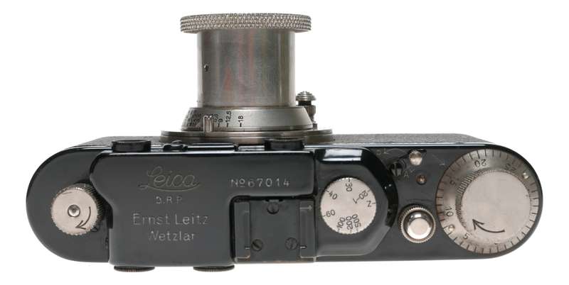 Leica II D Black paint 35mm film camera Elmar Nickle lens 3.5/50