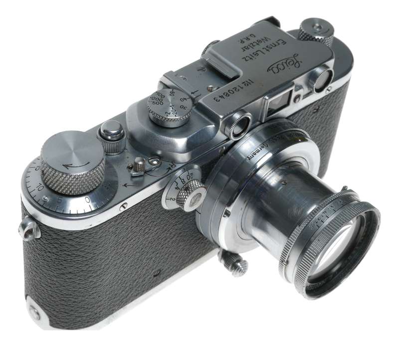 Leica IIIf 35mm film camera with Summar 5cm 1:2 lens case cap