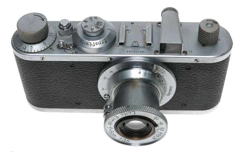Leica Standard B chrome 5cm Elmar F3.5 case and lens cap