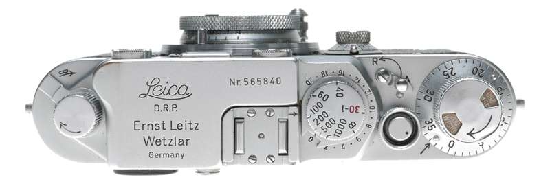 Leica IIIf red dial camera with Elmar 3.5/50mm lens great condition