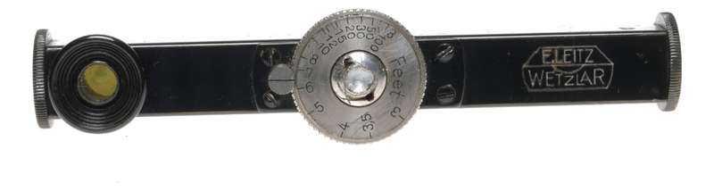 FOODIS I rangefinder long ease with small wheel feet cased