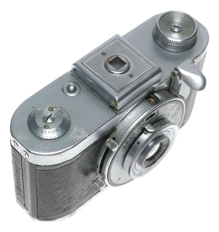 Zeiss Ikon Tenax I 570/27 35mm Film Camera Novar 1:3.5 f=3.5cm