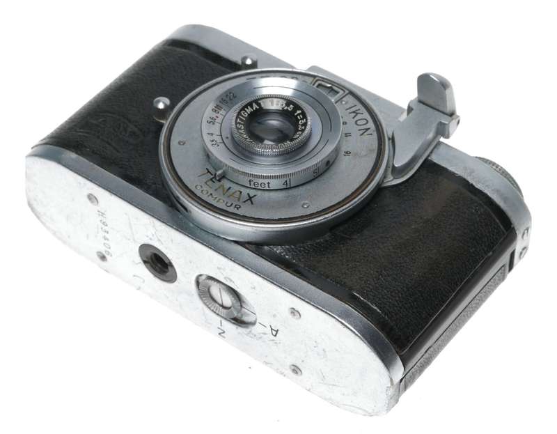 Zeiss Ikon Tenax I 570/27 35mm Film Camera Novar 1:3.5 f=3.5cm