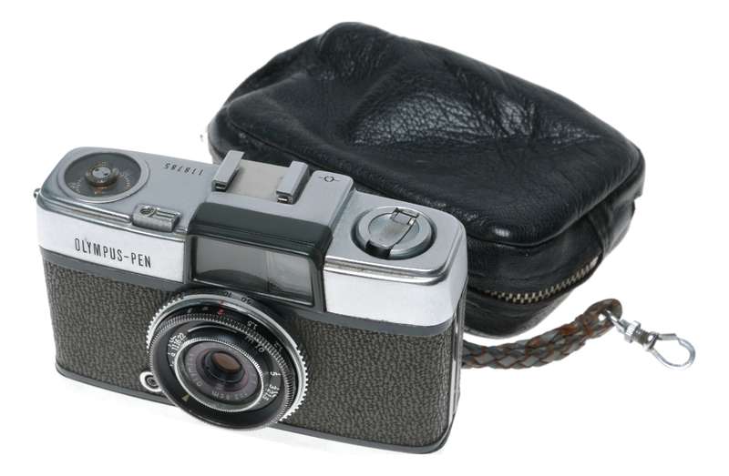 Olympus Pen 35mm Half Frame Film Camera D.Zuiko 1:3.5 f=2.8cm