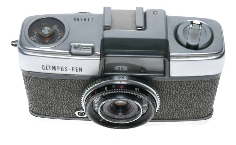 Olympus Pen 35mm Half Frame Film Camera D.Zuiko 1:3.5 f=2.8cm