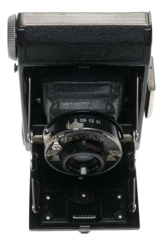 Zeiss Ikon Baby Ikonta 520/18 127 Film Camera Novar 1:4.5 f=5cm