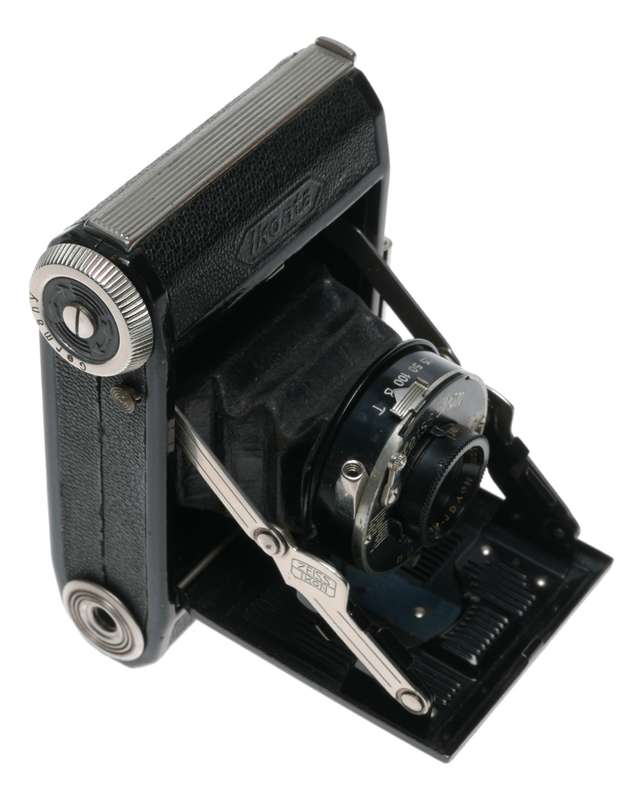 Zeiss Ikon Baby Ikonta 520/18 127 Film Camera Novar 1:4.5 f=5cm