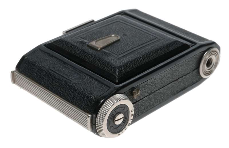 Zeiss Ikon Baby Ikonta 520/18 127 Film Camera Novar 1:4.5 f=5cm