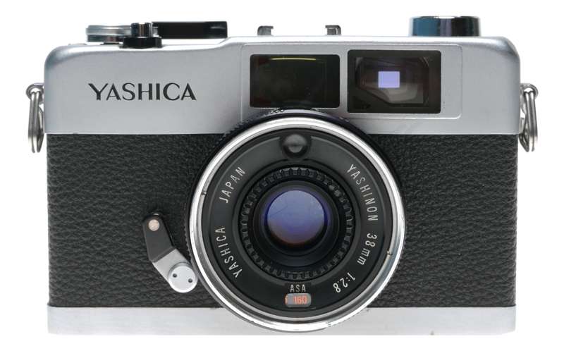 Yashica 35-ME Film Compact Viewfinder Camera Yashinon 1:2.8/38mm