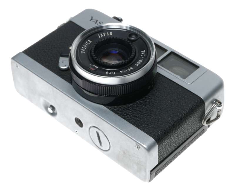 Yashica 35-ME Film Compact Viewfinder Camera Yashinon 1:2.8/38mm