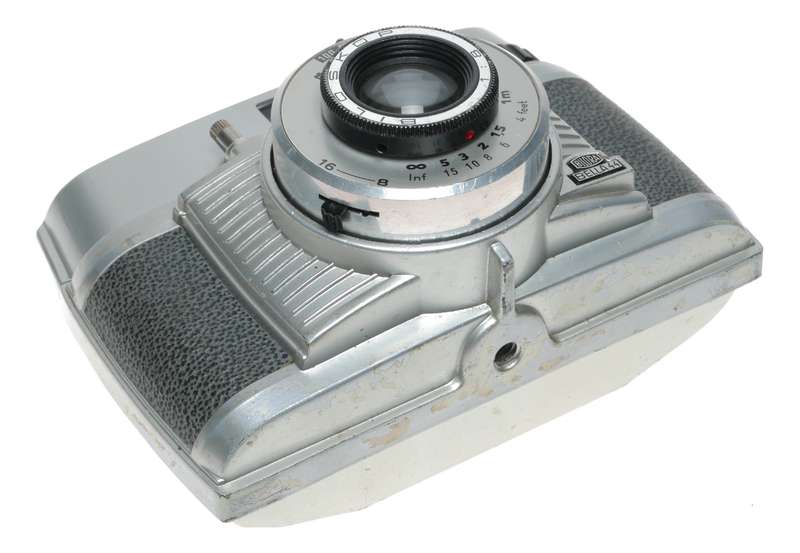 Bilora Bella 44 Model 3 Viewfinder 127 Roll Film Camera Biloskop 1:8